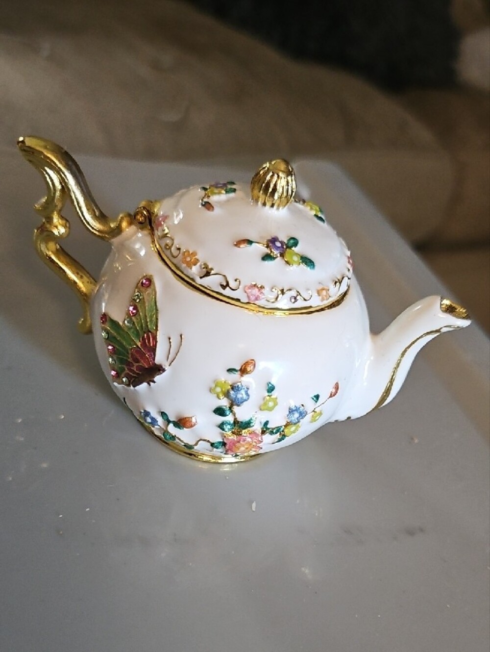 White Porcelain Teapot Trinket Box with Gold Accents and Floral Butterfly Design - Picture 3 of 4